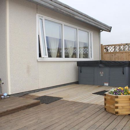 Stóri-Bakki Guesthouse-with hot tub Egilsstadir Exterior foto
